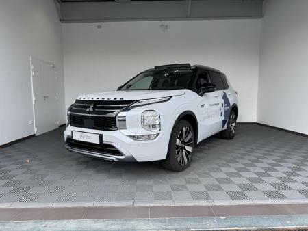 MITSUBISHI Outlander 2.4 MIVEC PHEV 306 4WD Instyle - Véhicule Occasion - Océane Auto MITSUBISHI Outlander 2.4 MIVEC PHEV 306 4WD Instyle - Véhicule Occasion Océane Auto
